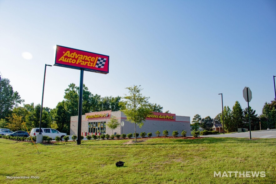 403 W Mile Rd NW, Kalkaska, MI for sale - Building Photo - Image 2 of 3