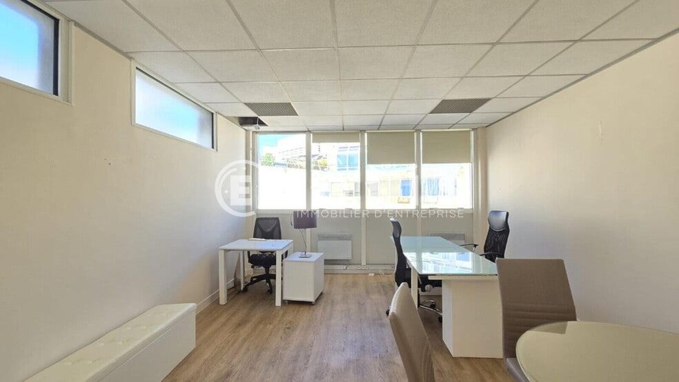 6 Rue Collange, Levallois-Perret à louer - Photo intérieure - Image 2 de 24