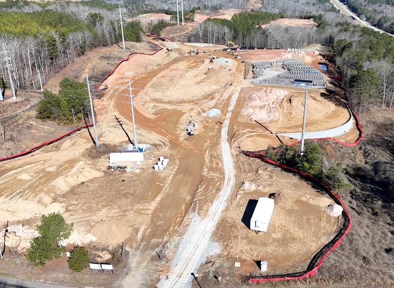 710 Wes Walker Memorial Dr, Ball Ground, GA à louer - Photo de construction - Image 3 de 4