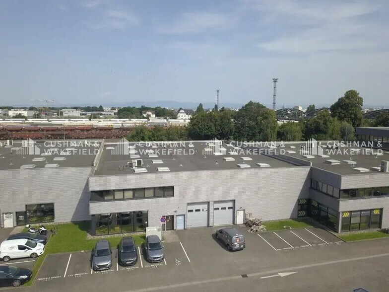 Flex dans Niederhausbergen à louer - Photo du bâtiment - Image 1 de 10