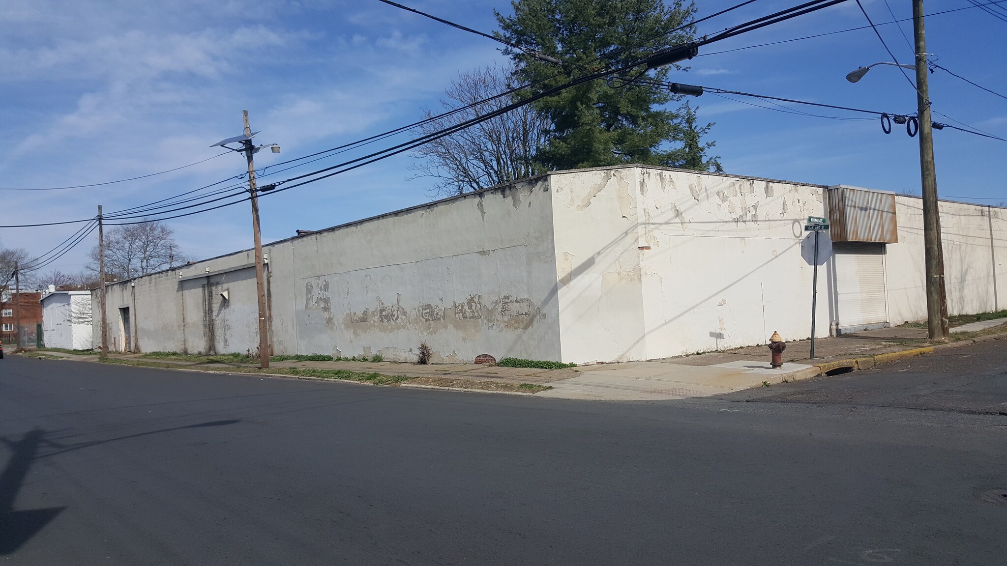 54-60 Oakland St, Trenton, NJ à vendre Photo du bâtiment- Image 1 de 9