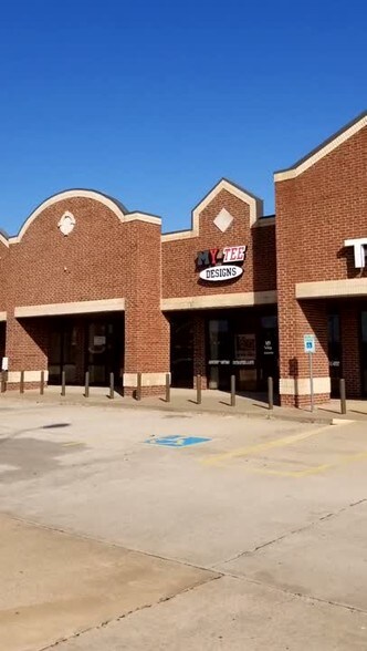 701-877 S Mustang Rd, Yukon, OK for lease - Commercial Listing Video - Image 2 of 11