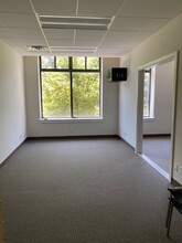 7 W Broad St, Mount Vernon, NY for lease Interior Photo- Image 1 of 4