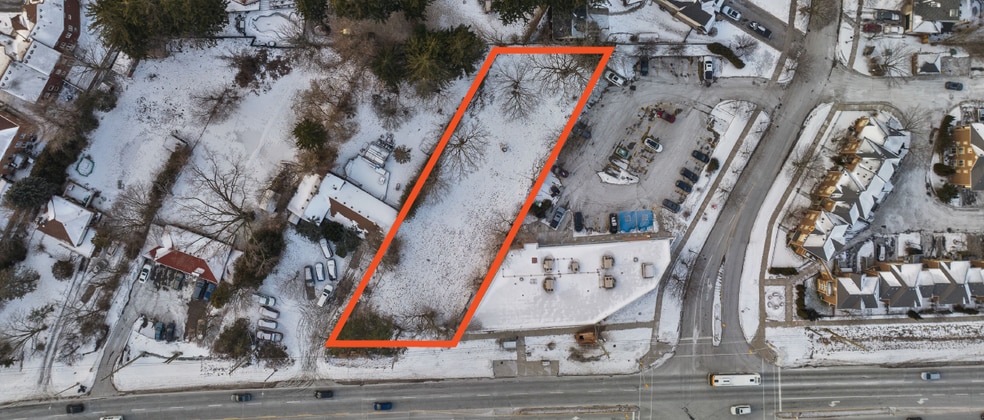 1144 Kingston Rd, Pickering, ON à vendre - Aérien - Image 3 de 3