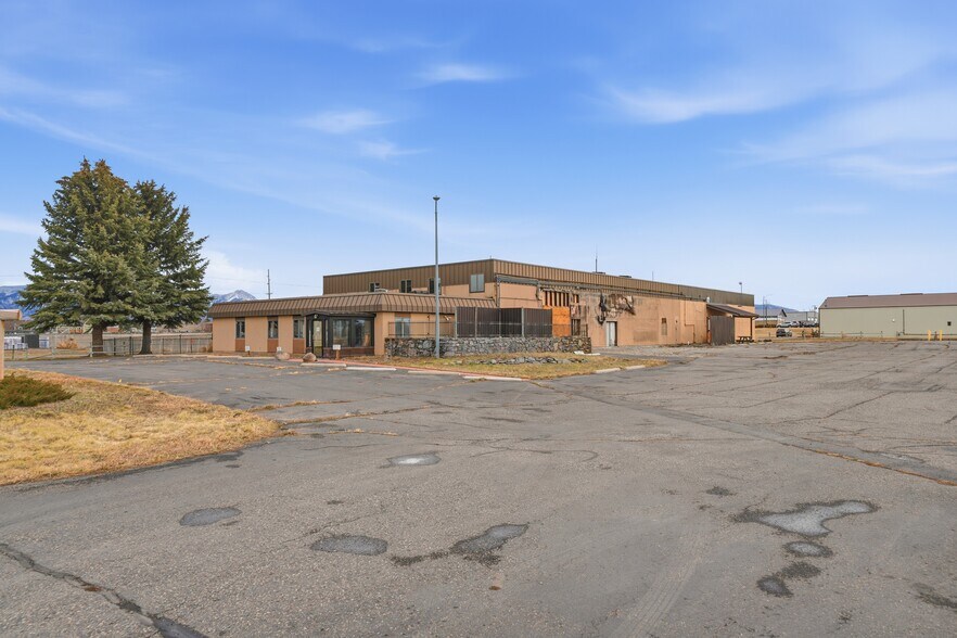 189 Arden Dr, Belgrade, MT à louer - Photo du bâtiment - Image 2 de 17