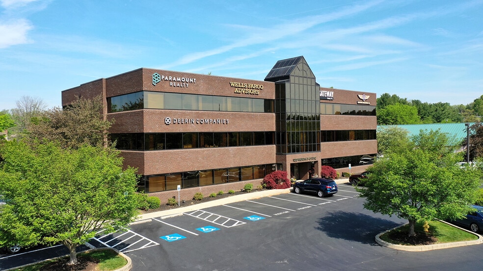 120 N Pointe Blvd, Lancaster, PA for lease - Building Photo - Image 3 of 6