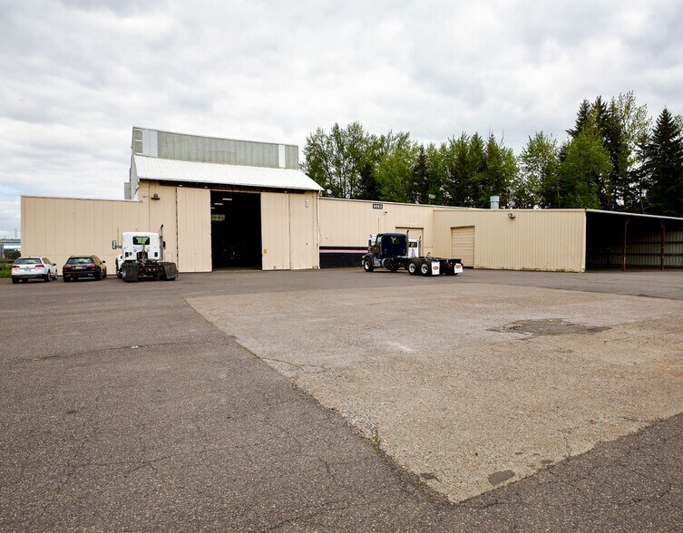 9002 N Sever Ct, Portland, OR à louer - Photo du bâtiment - Image 3 de 16
