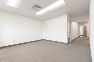 3322 Us Highway 22, Branchburg, NJ for lease Interior Photo- Image 1 of 11