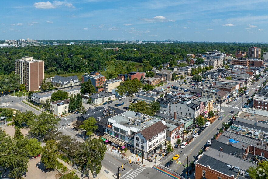 125 Lakeshore Rd E, Oakville, ON for lease - Aerial - Image 2 of 2