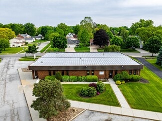 Plus de détails pour 34 Executive Dr, Norwalk, OH - Bureau à vendre