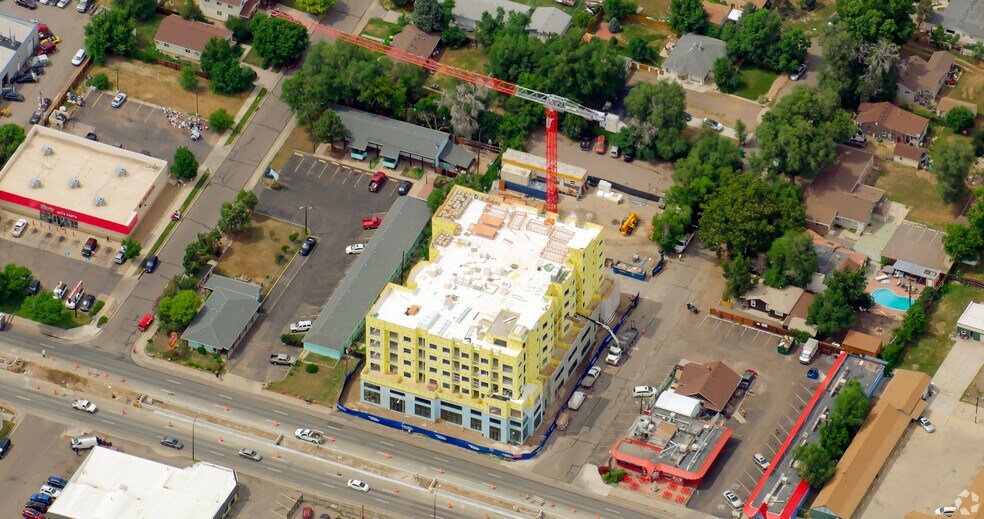 5701 W Colfax Ave, Lakewood, CO à louer - Photo du bâtiment - Image 2 de 16