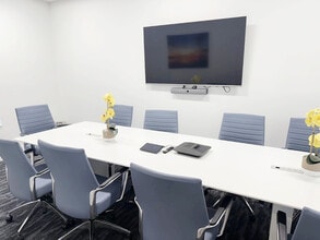 1570 Shadowlawn Dr, Naples, FL for lease Interior Photo- Image 1 of 6