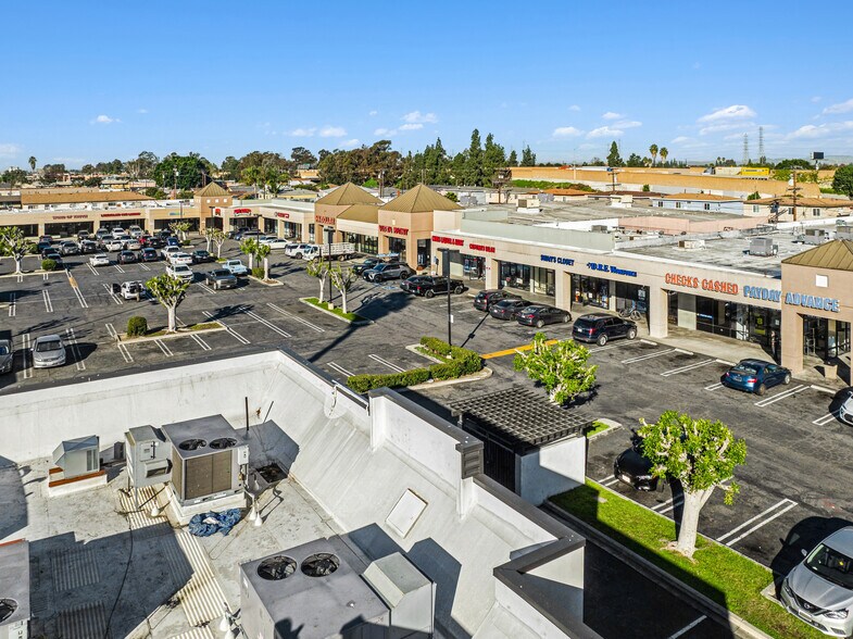 3303-3401 E Artesia Blvd, Long Beach, CA à louer - Photo du bâtiment - Image 3 de 27