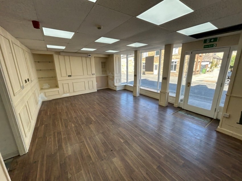 6B Park St, Ripon for lease Interior Photo- Image 1 of 4