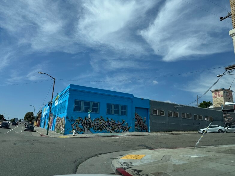 1750 E 12th St, Oakland, CA for sale - Building Photo - Image 2 of 8
