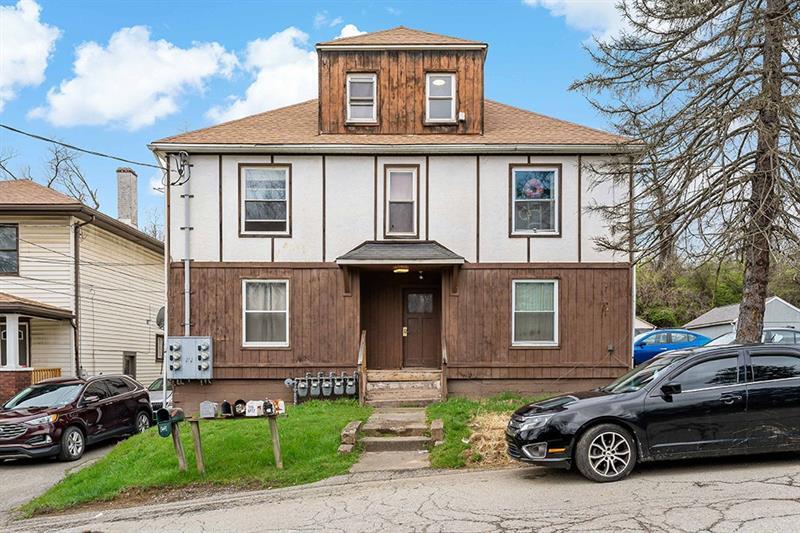 703-705 McGowan Ave, West Mifflin, PA à vendre Photo du bâtiment- Image 1 de 1