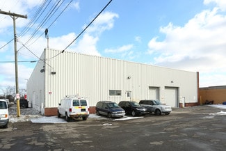 Plus de détails pour 6650 Chase Rd, Dearborn, MI - Industriel à vendre