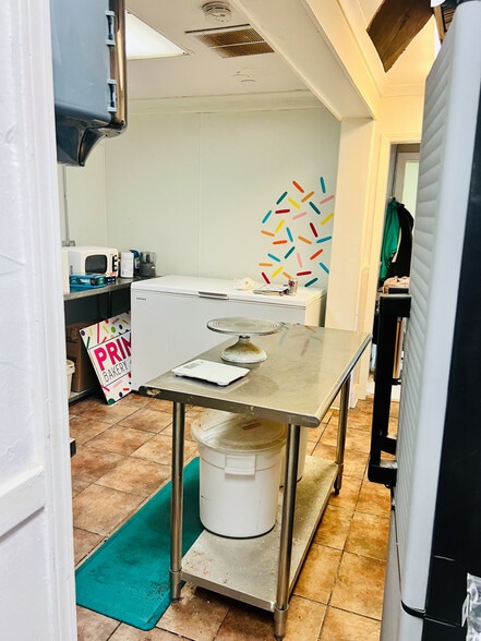 734 Mt Moriah Rd, Memphis, TN for lease - Building Photo - Image 2 of 27