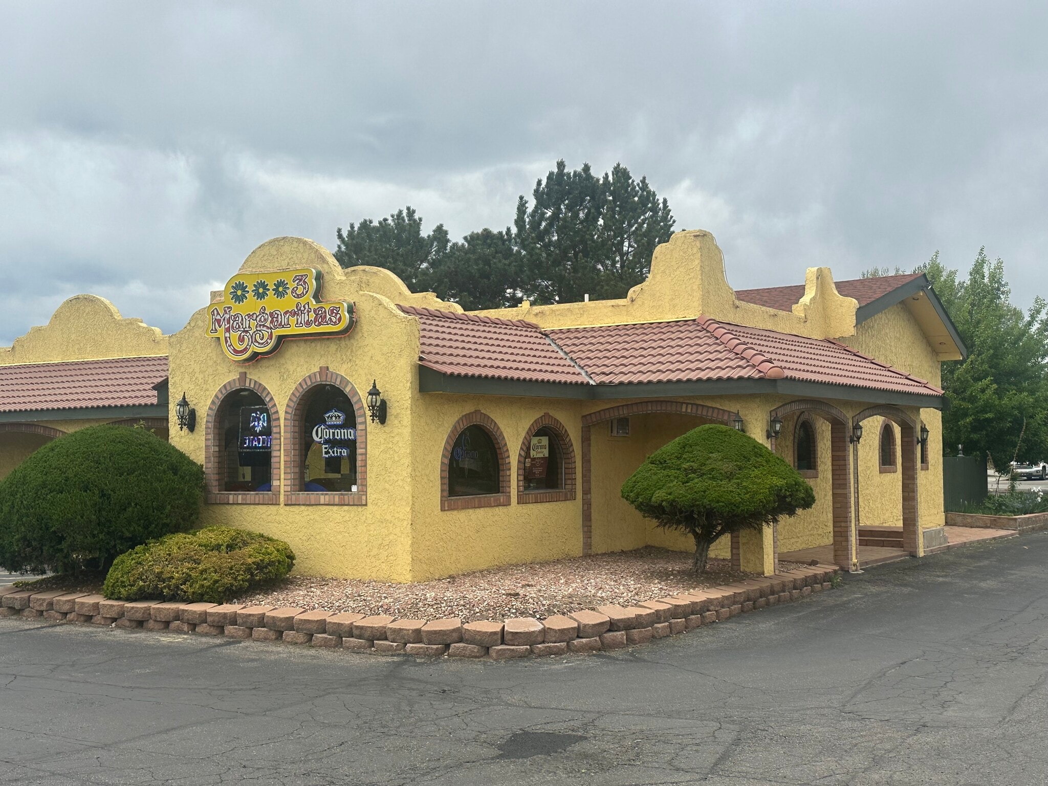 1417 Cheyenne Ave, Loveland, CO for sale Primary Photo- Image 1 of 12