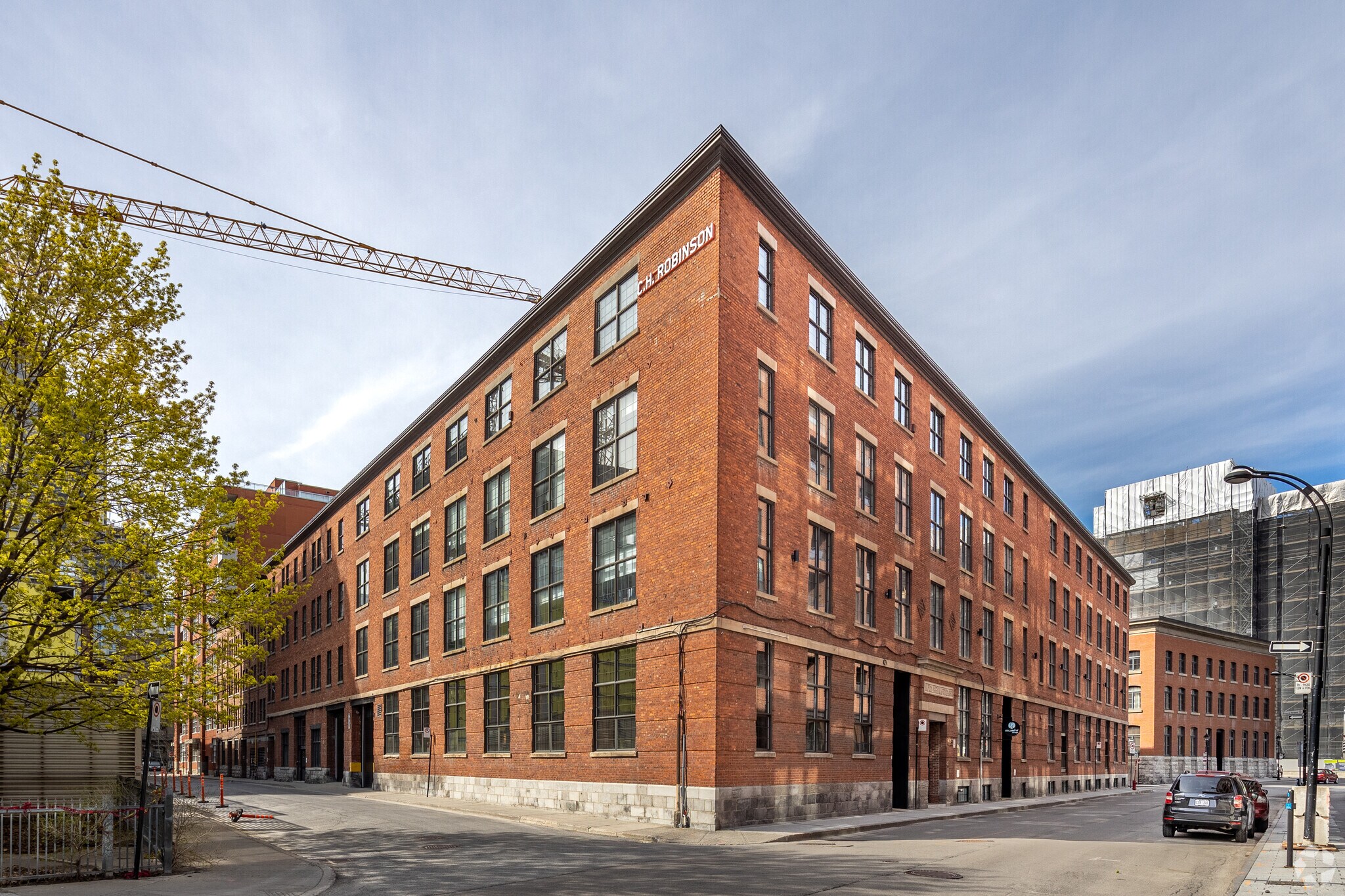 645 Rue Wellington, Montréal, QC for lease Building Photo- Image 1 of 8
