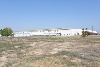 Plus de détails pour 2500 N Plaza Dr, Visalia, CA - Industriel à louer