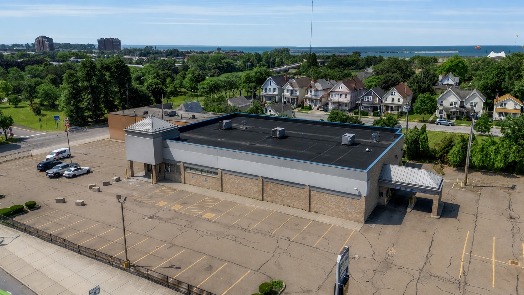 350 Niagara St, Buffalo, NY for sale Building Photo- Image 1 of 36