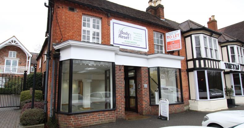 1 High St, Hartley Wintney for lease - Building Photo - Image 1 of 1