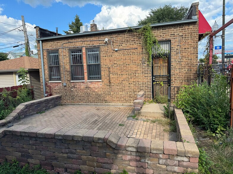 3544 106th St E, Chicago, IL à louer - Photo du bâtiment - Image 2 de 7