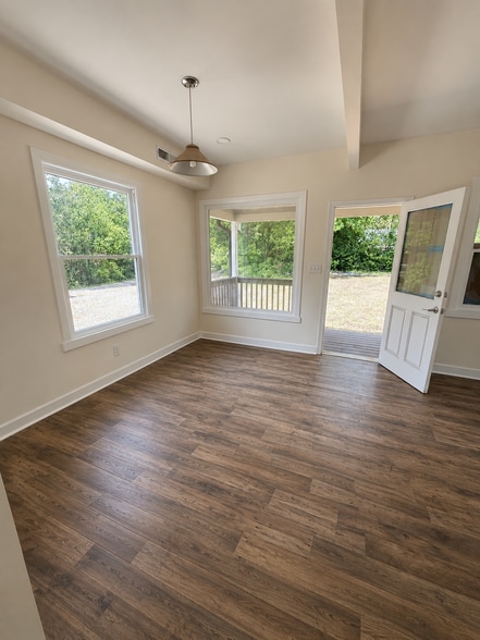 2810 Hillsborough Rd, Durham, NC for lease - Building Photo - Image 2 of 19