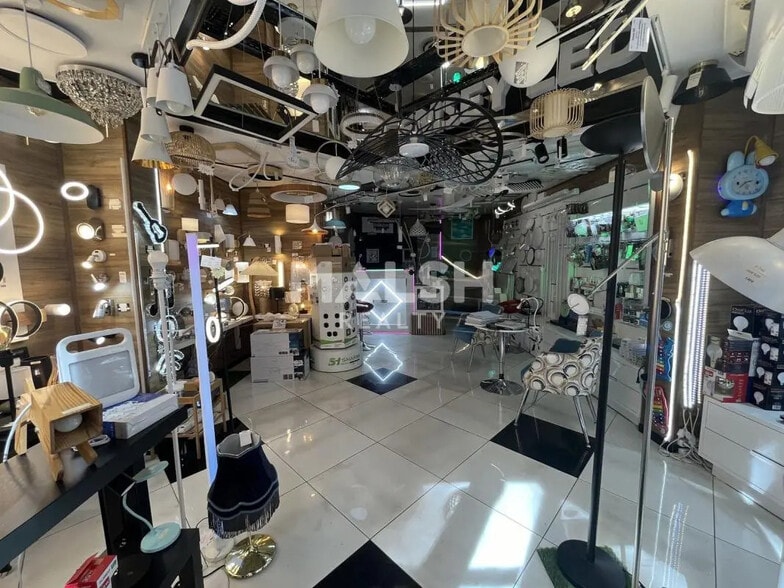 Commerce de détail dans Lyon à louer - Photo intérieure - Image 2 de 11