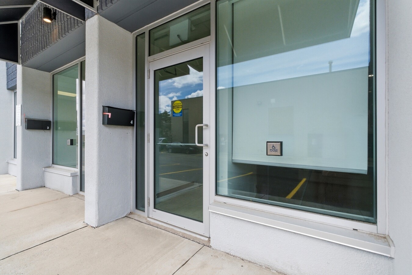 397 Humberline Dr, Toronto, ON M9W 5X3 - Unit 4 - - Interior Photo - Image 1 of 5