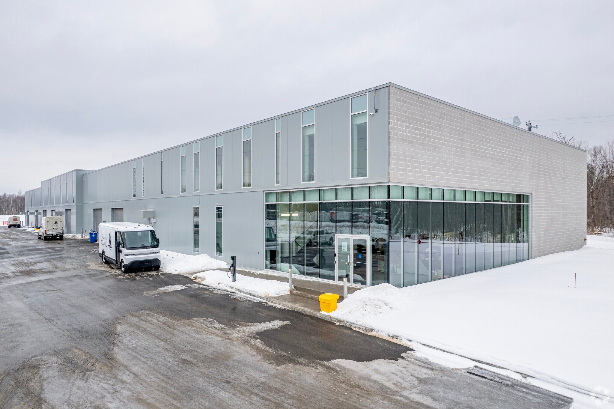 550 Ch De La Côte S, Boisbriand, QC for sale Primary Photo- Image 1 of 5