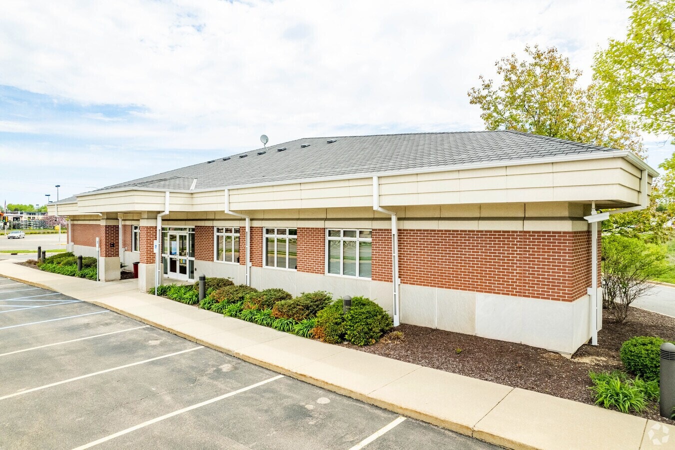 4702 Verona Rd, Madison, WI for lease Primary Photo- Image 1 of 6