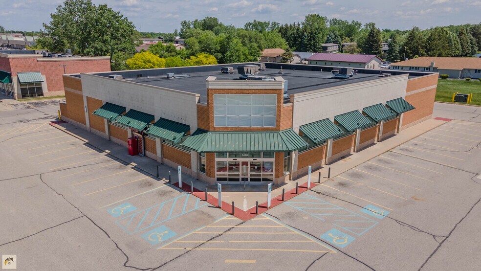 1420 Wright Ave, Alma, MI à vendre - Photo du bâtiment - Image 3 de 79