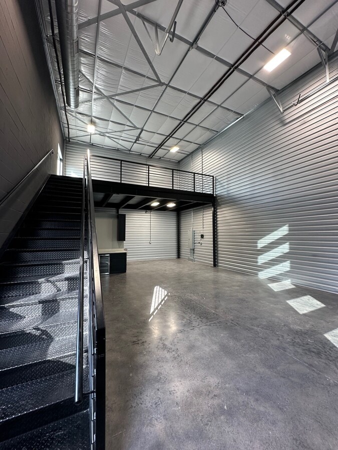 529 SH 46 E, Boerne, TX 78006 - Unit B01 -  - Interior Photo - Image 1 of 10