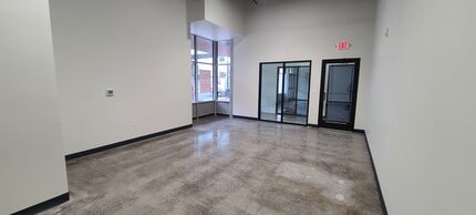 285 Liberty St, Salem, OR for lease Interior Photo- Image 1 of 4