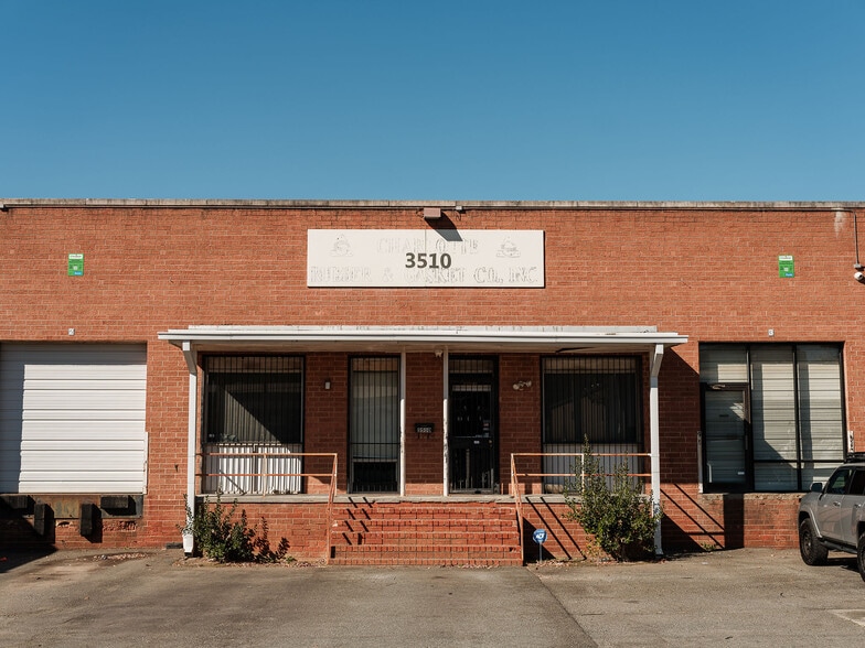 3510 Dewitt Ln, Charlotte, NC for lease - Building Photo - Image 2 of 15