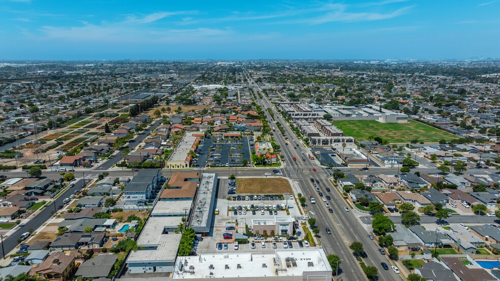 2150 Artesia Blvd, Torrance, CA for lease - Building Photo - Image 3 of 8