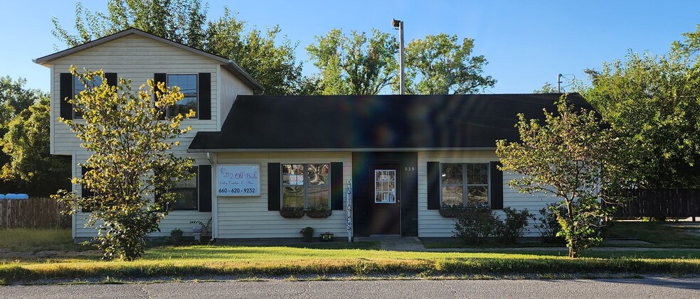 939 E Main St, Warsaw, MO à vendre - Photo principale - Image 1 de 3