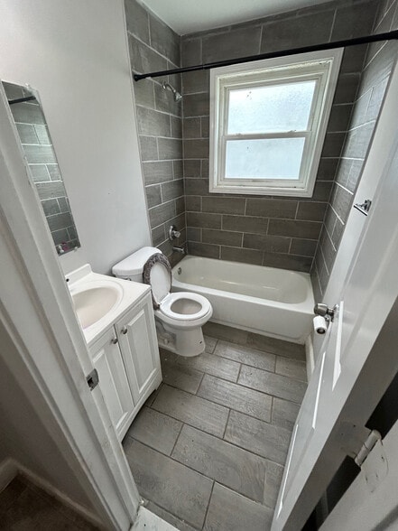 2912-2920 Langston Pl SE, Washington, DC à vendre - Photo intérieure - Image 3 de 4