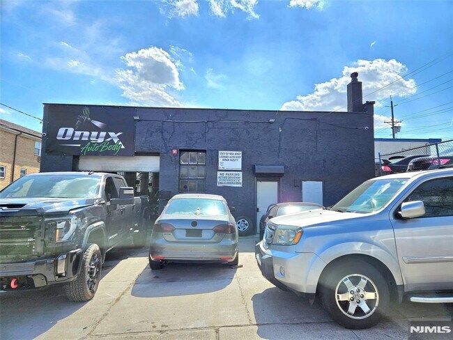 More details for 219 Sussex St, Hackensack, NJ - Retail for Sale