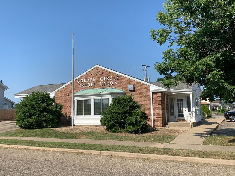 1215 Greenfield Ave SW, Canton, OH for sale - Building Photo - Image 2 of 6