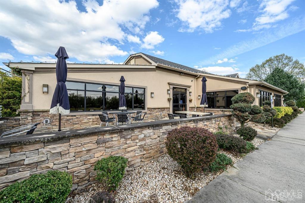 522 Rt-33, Englishtown, NJ for lease Primary Photo- Image 1 of 25