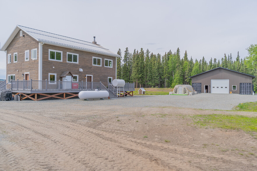 Quartz Lake, Delta Junction, AK à vendre - Photo du bâtiment - Image 3 de 195