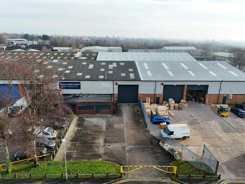 Holloway Dr, Manchester à louer - Photo du bâtiment - Image 1 de 10