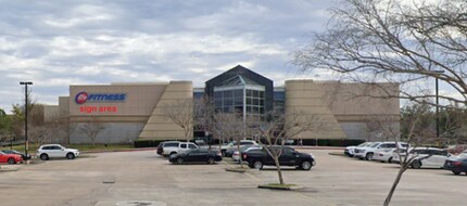 7300 W Greens Rd, Houston, TX for lease Building Photo- Image 2 of 3