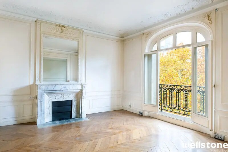 Immeuble residentiel dans Paris à vendre - Photo du bâtiment - Image 3 de 8