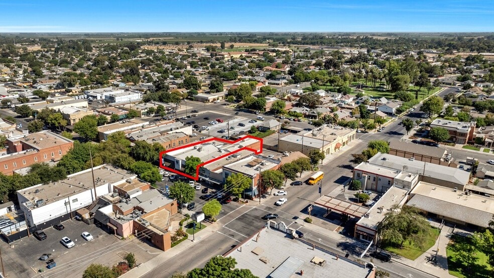 339 W D St, Lemoore, CA for sale - Building Photo - Image 3 of 54