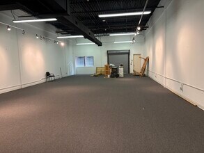 525 SW 5th St, Des Moines, IA à louer Photo intérieure- Image 2 de 3