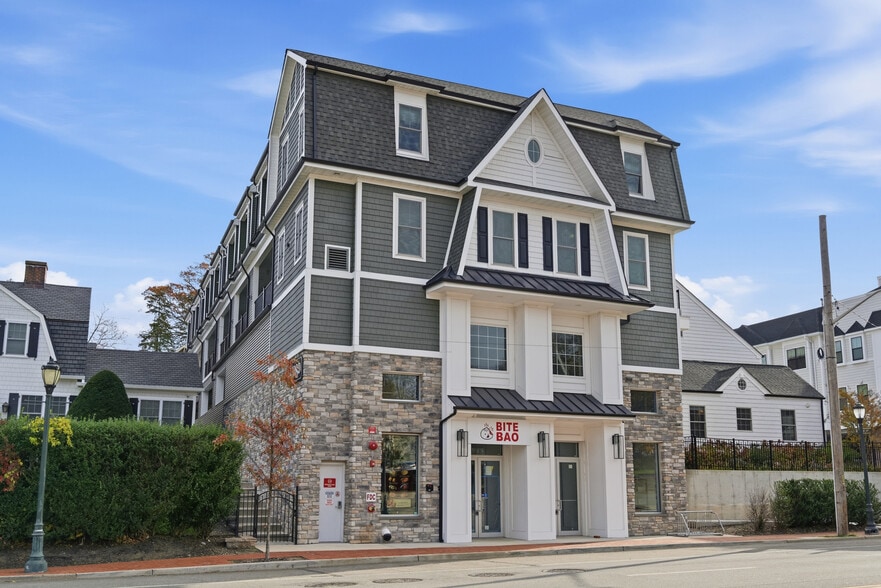 1080 New York Ave, Huntington Station, NY for sale - Building Photo - Image 2 of 25